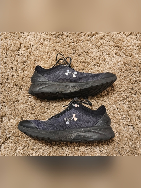 Under Armour Charged Escape 3 Running Shoe - Women sz 8.5 - Picture 2 of 6